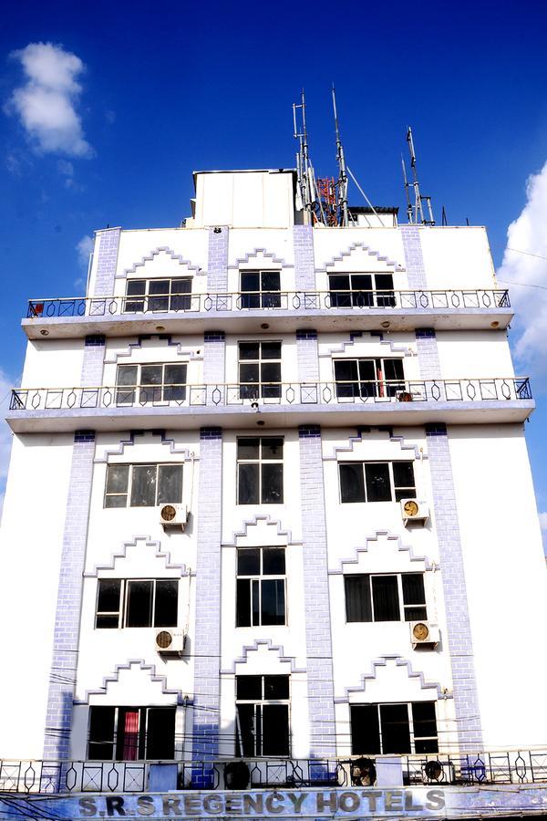 Srs Regency Hotel アナンタプル エクステリア 写真